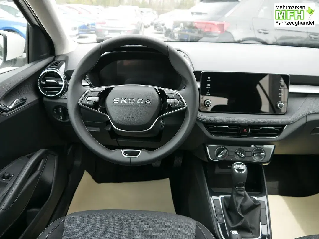 Skoda Fabia - Thumbnail 12
