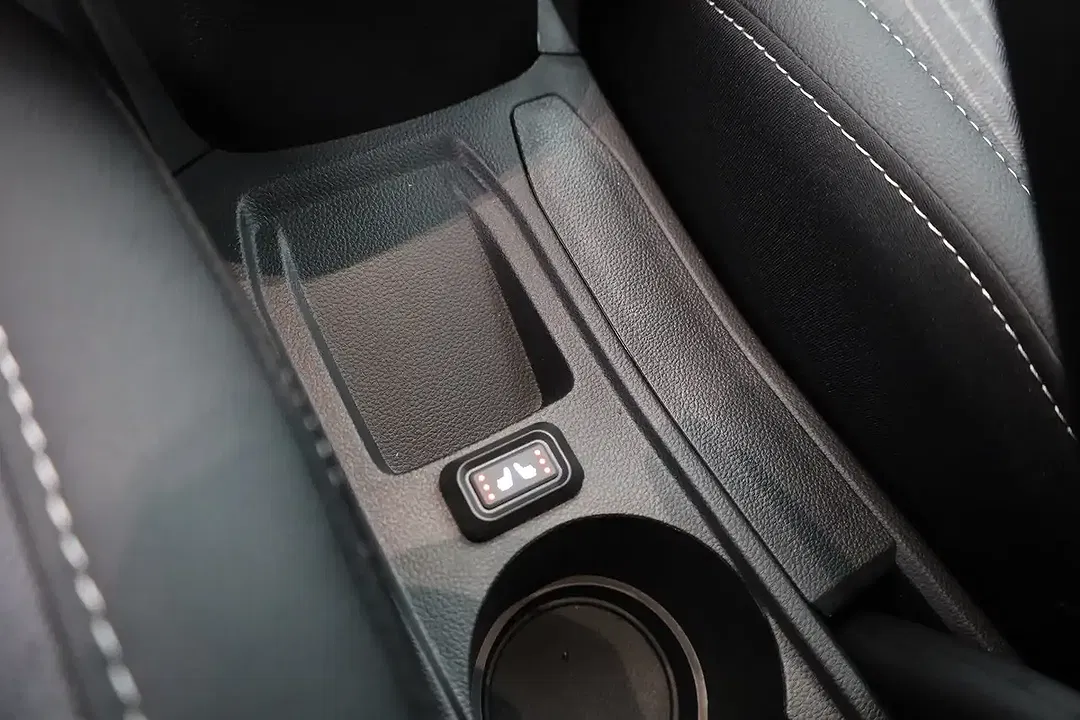 Renault Clio - Thumbnail 14