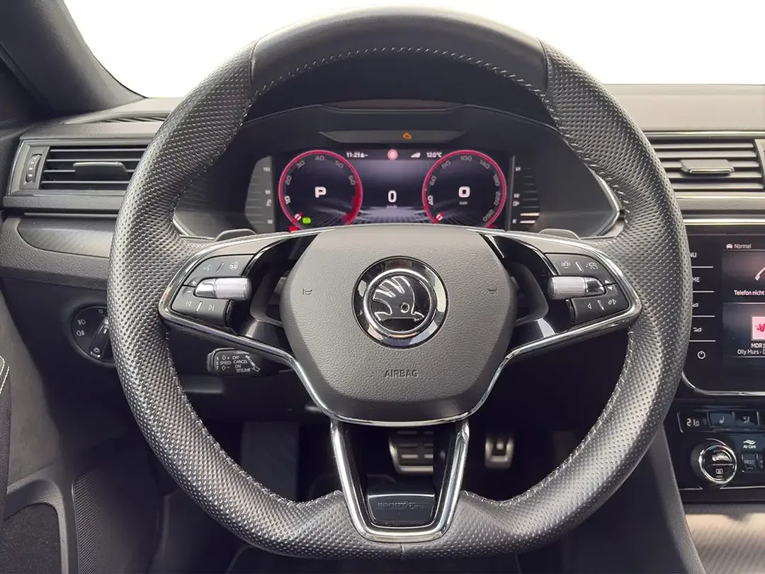 Skoda Superb - Thumbnail 11