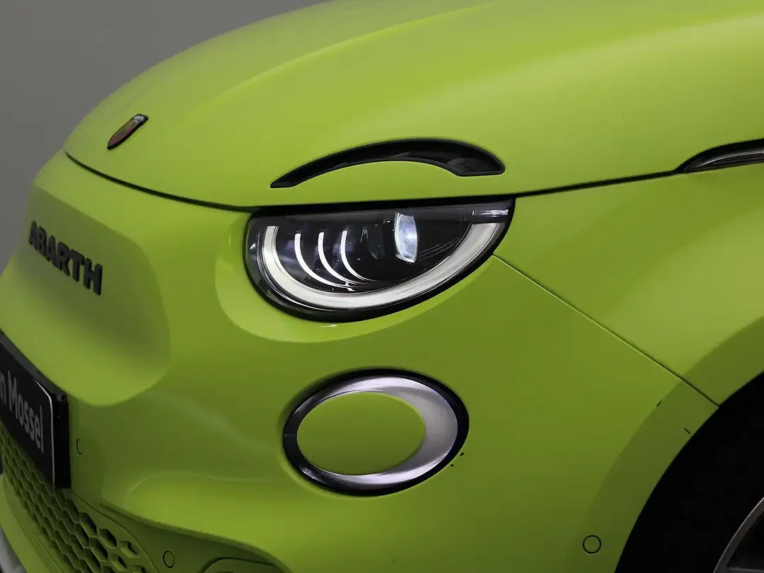 Abarth 500e - Thumbnail 13