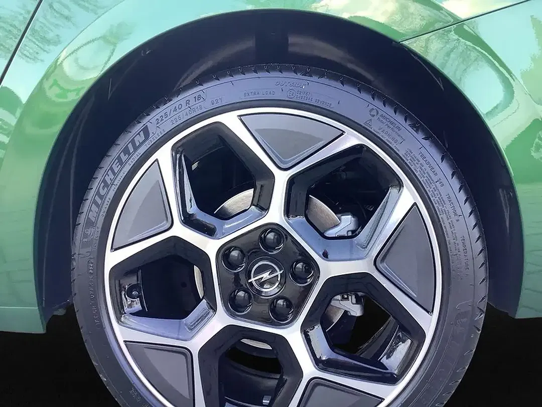 Opel Astra - Thumbnail 7