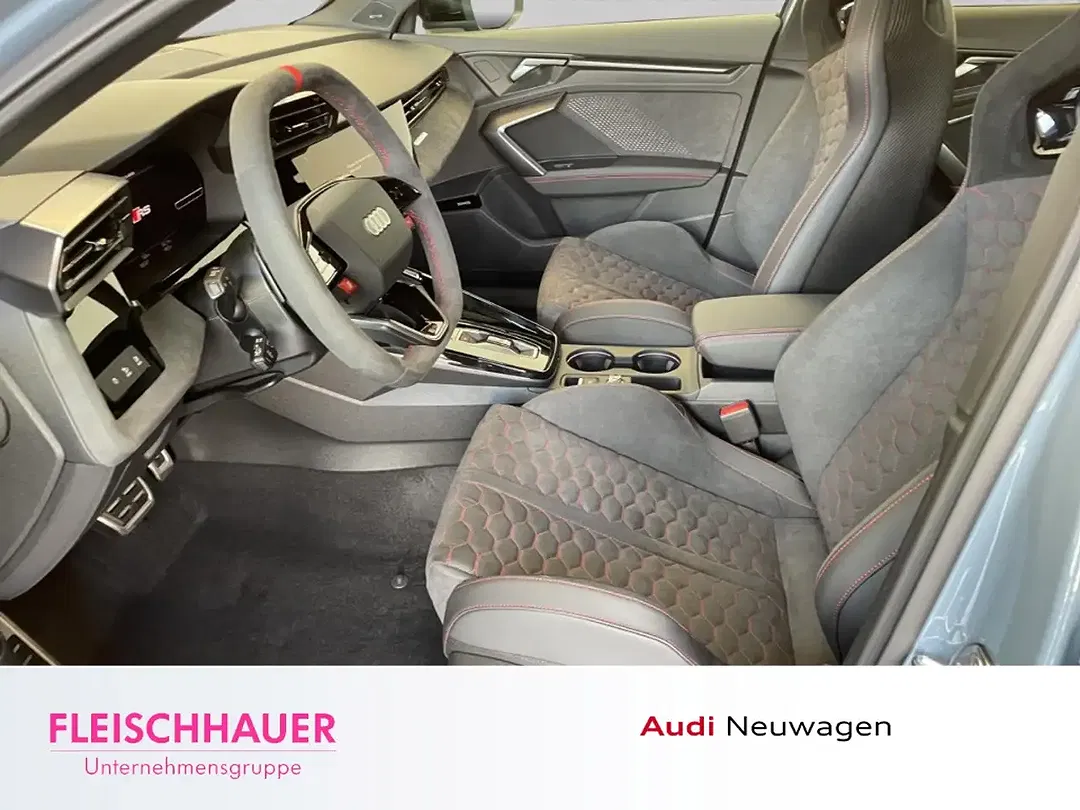 Audi RS3 - Thumbnail 12
