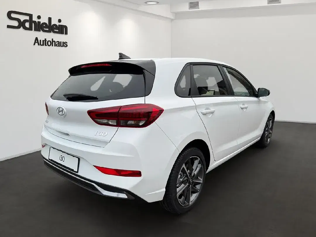 Hyundai i30 - Thumbnail 3