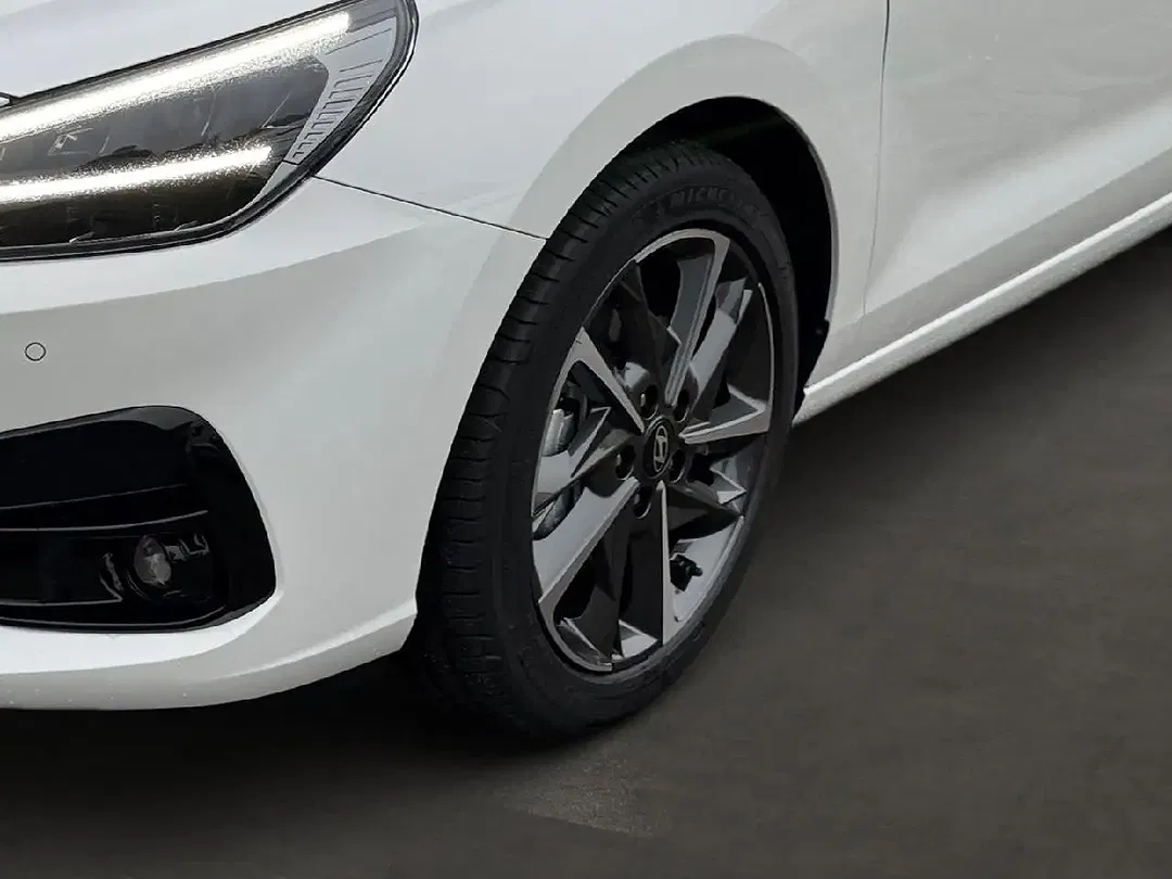 Hyundai i30 - Thumbnail 6