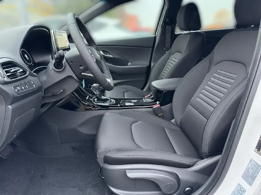 Hyundai i30 - Thumbnail 7
