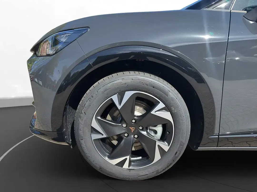 CUPRA Tavascan - Thumbnail 11