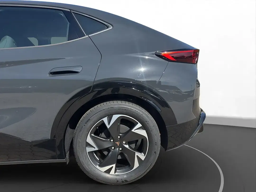 CUPRA Tavascan - Thumbnail 12