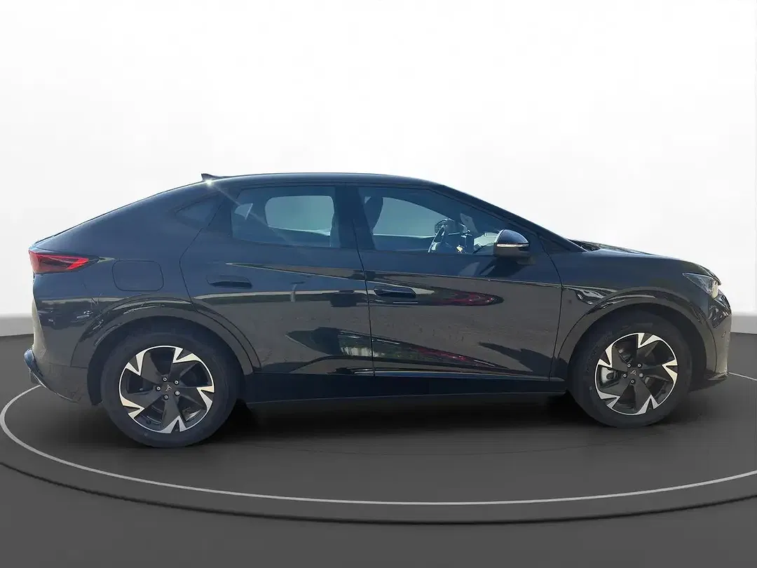CUPRA Tavascan - Thumbnail 5