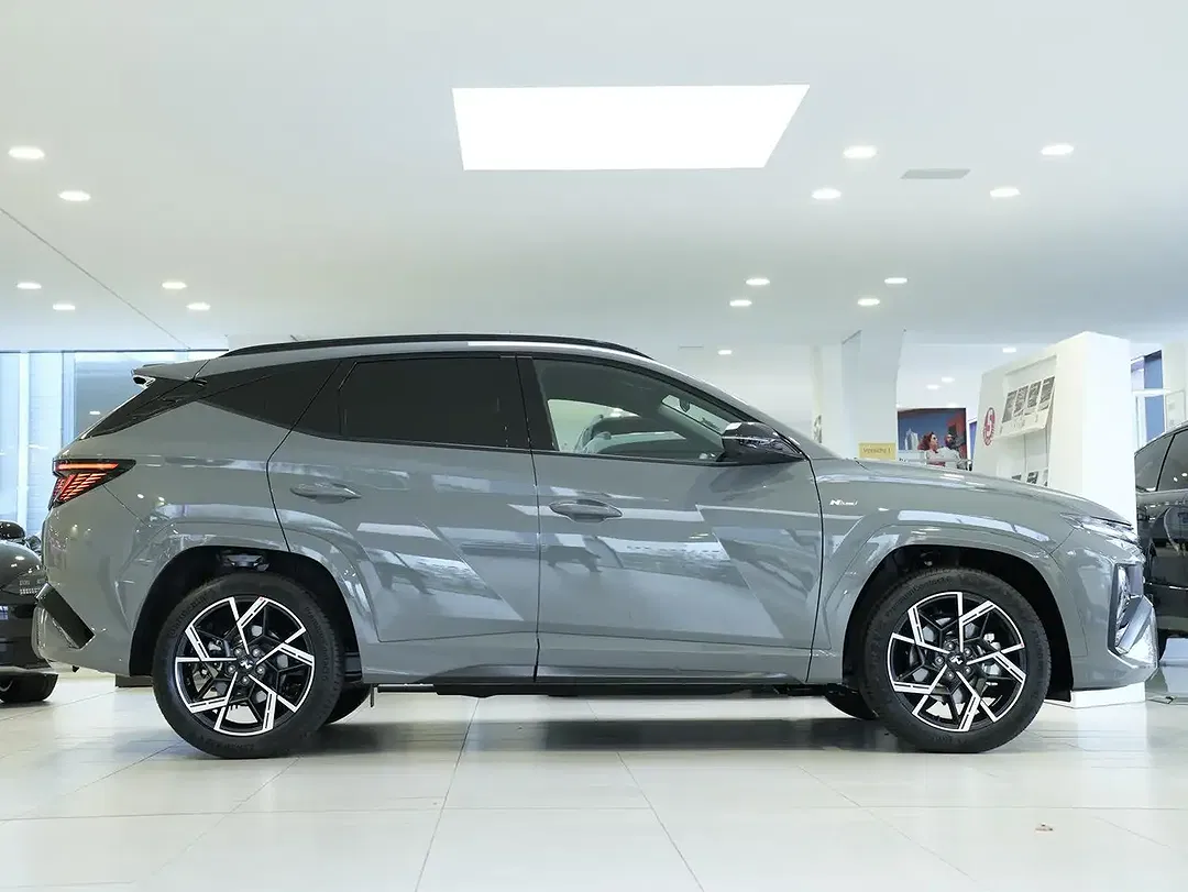Hyundai TUCSON - Thumbnail 11