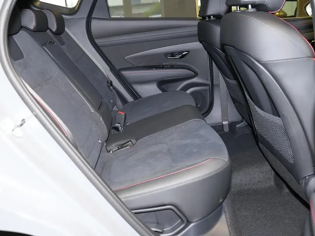 Hyundai TUCSON - Thumbnail 9