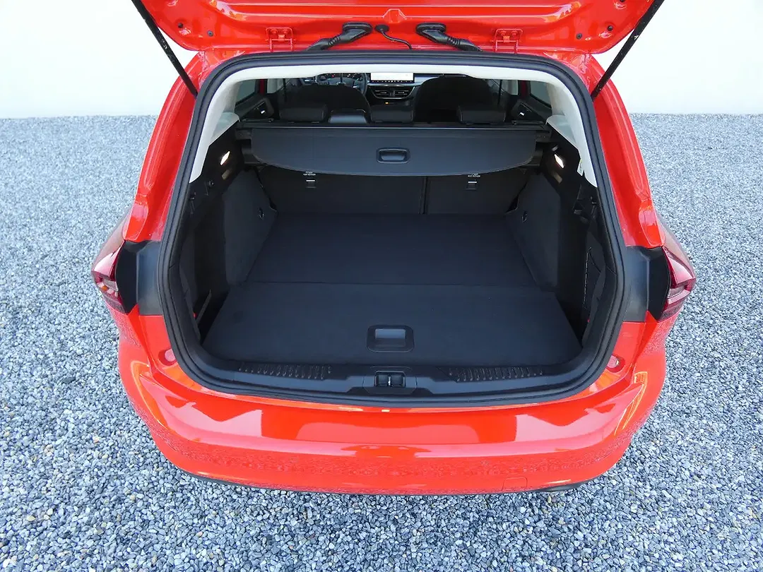 Ford Focus - Thumbnail 10