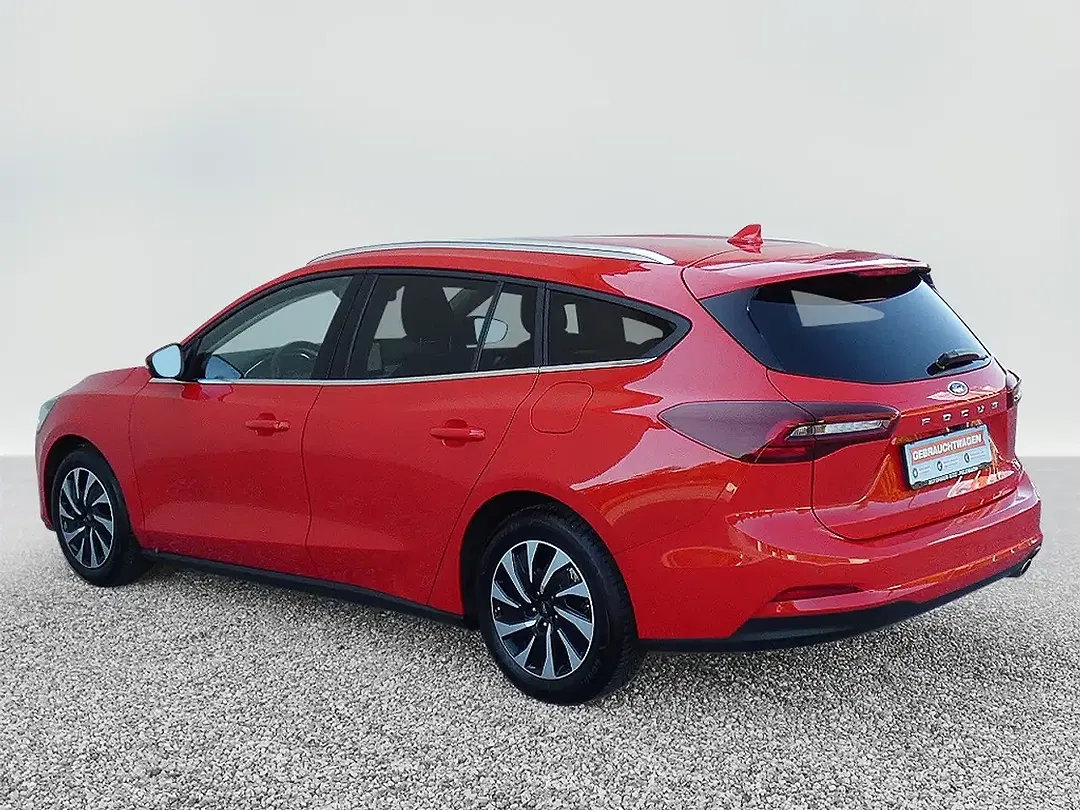 Ford Focus - Thumbnail 7