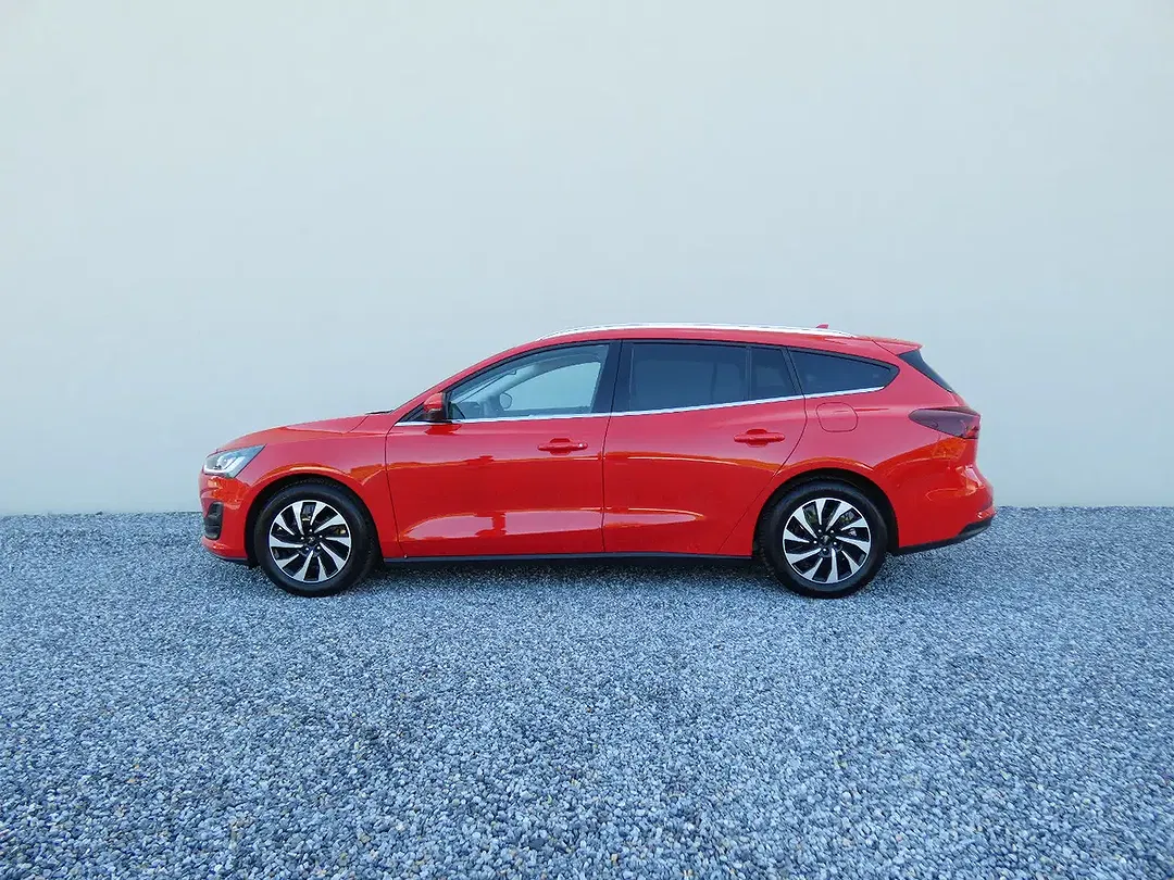 Ford Focus - Thumbnail 8