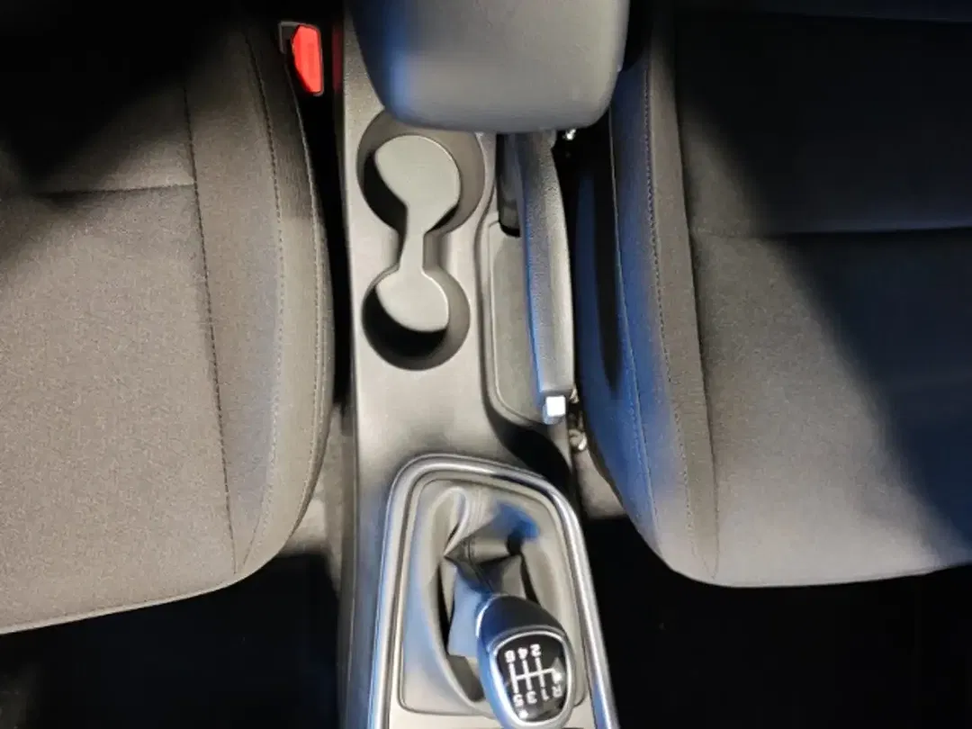 Hyundai i20 - Thumbnail 14