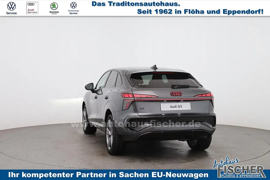 Audi Q3 - Thumbnail 4
