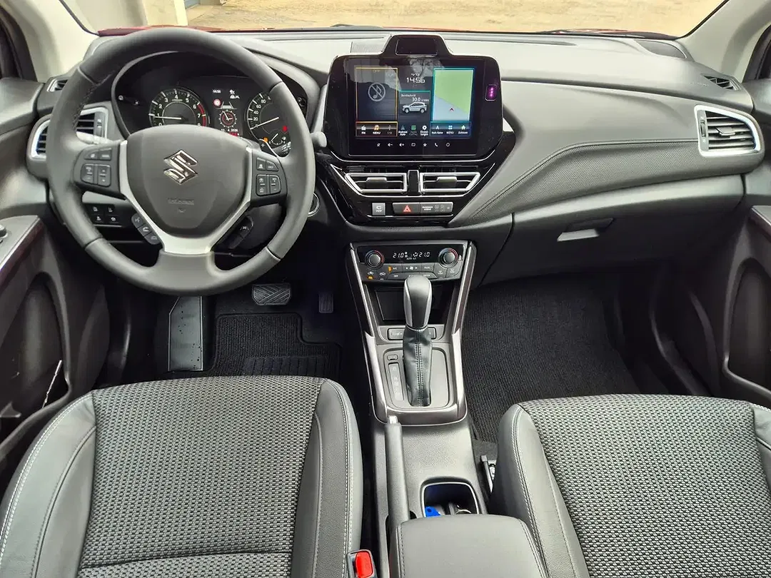 Suzuki S-Cross - Thumbnail 10