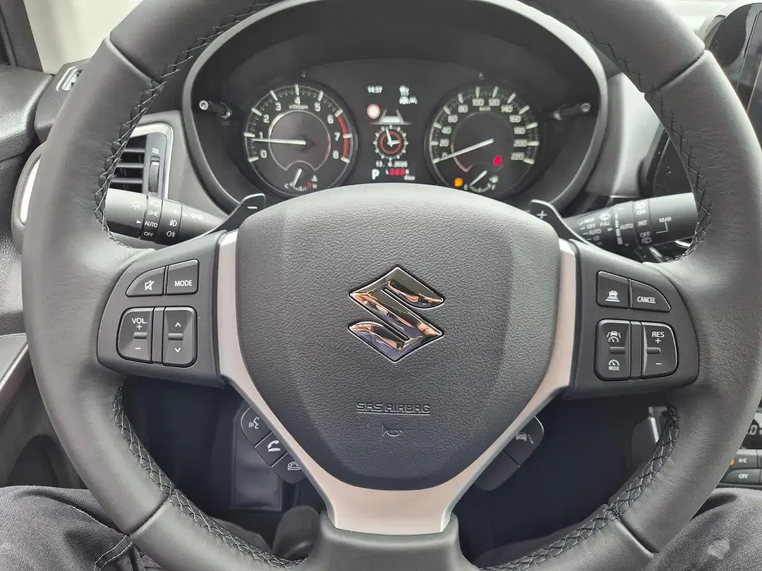 Suzuki S-Cross - Thumbnail 15