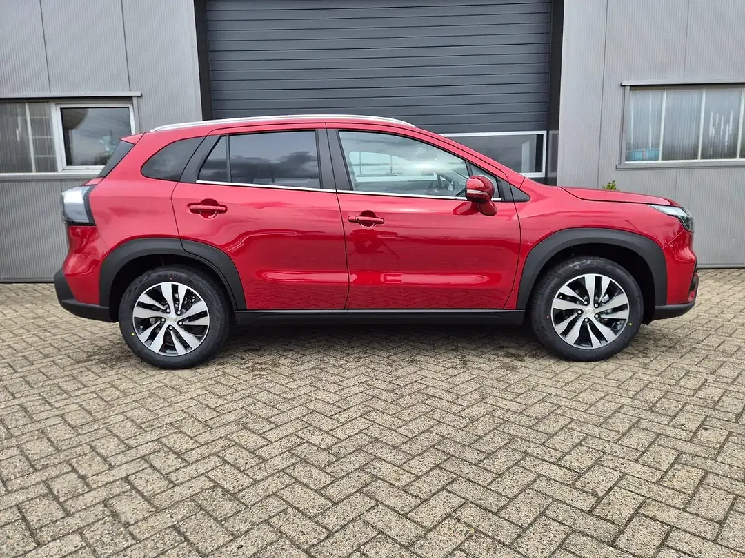 Suzuki S-Cross - Thumbnail 6