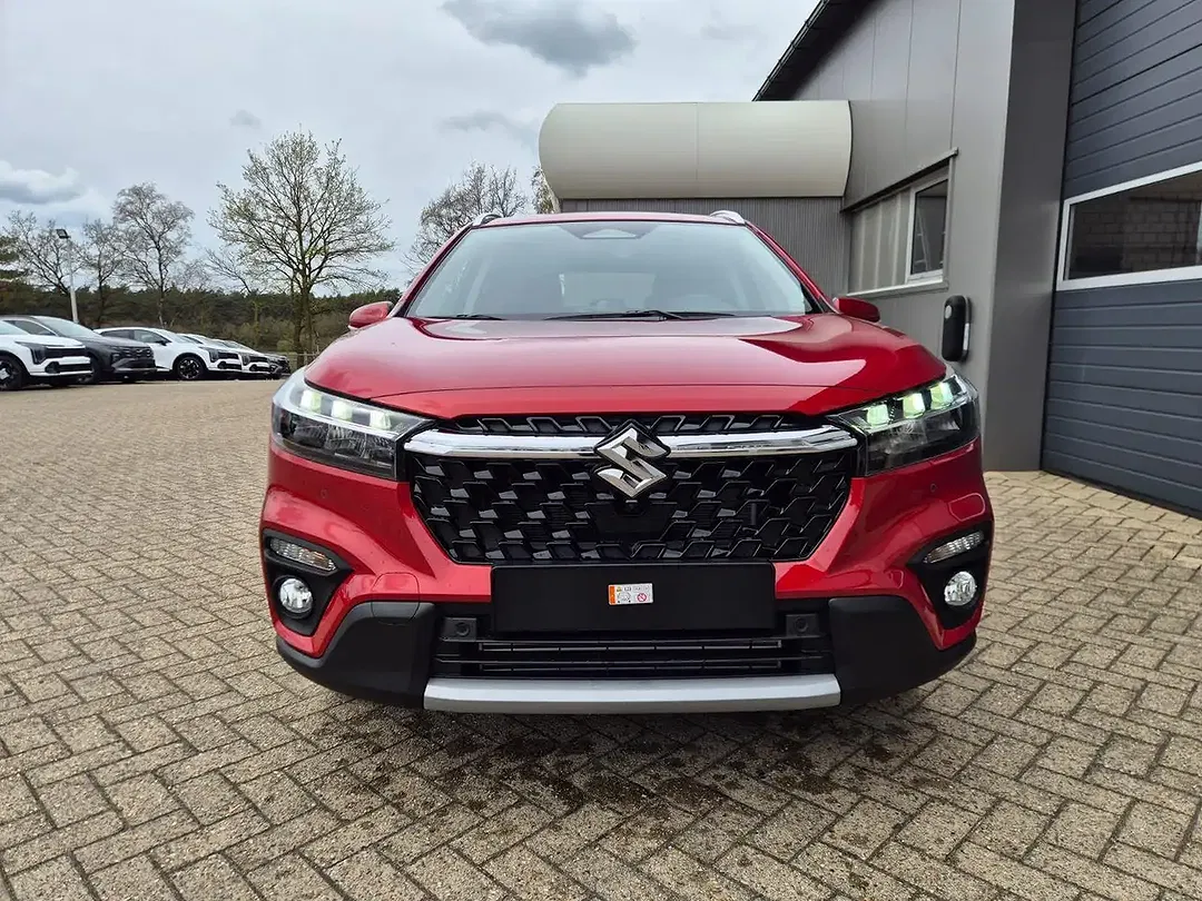 Suzuki S-Cross - Thumbnail 8