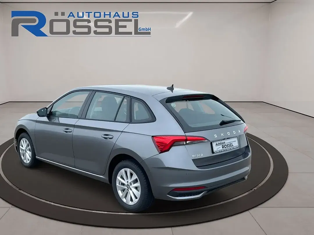 Skoda Scala - Thumbnail 2