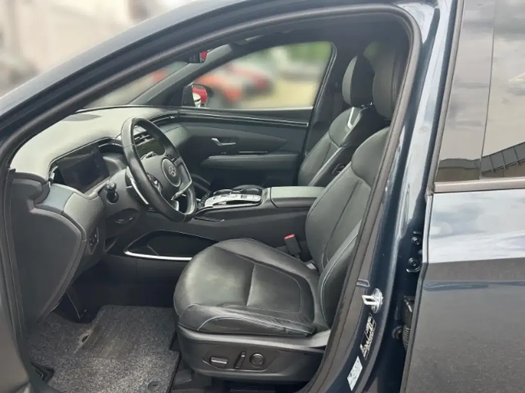 Hyundai TUCSON - Thumbnail 7