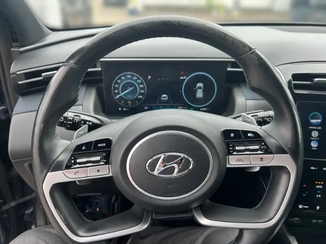 Hyundai TUCSON - Thumbnail 8