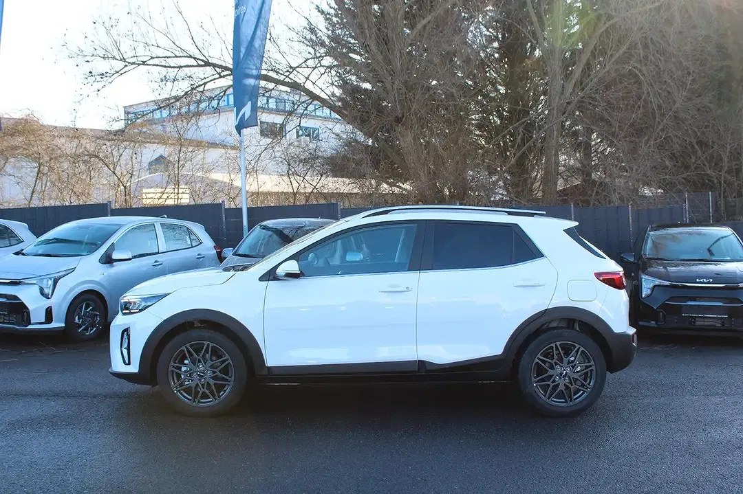 Kia Stonic - Thumbnail 4