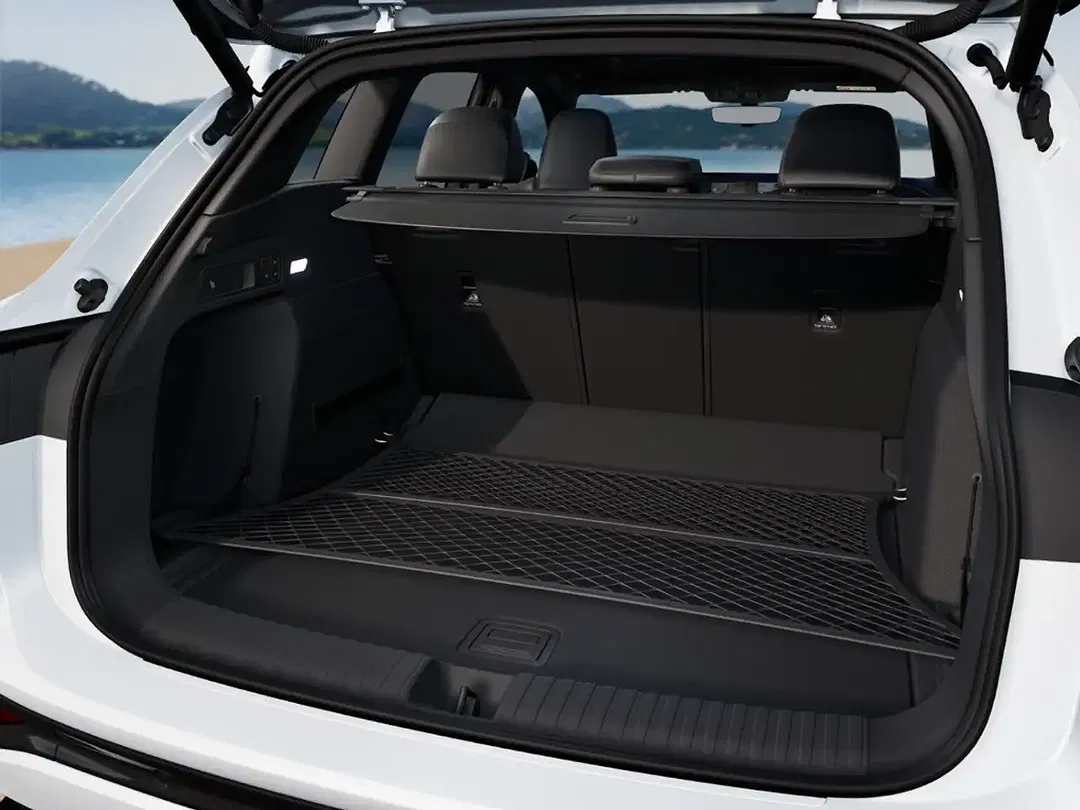 Audi Q6 e-tron - Thumbnail 12