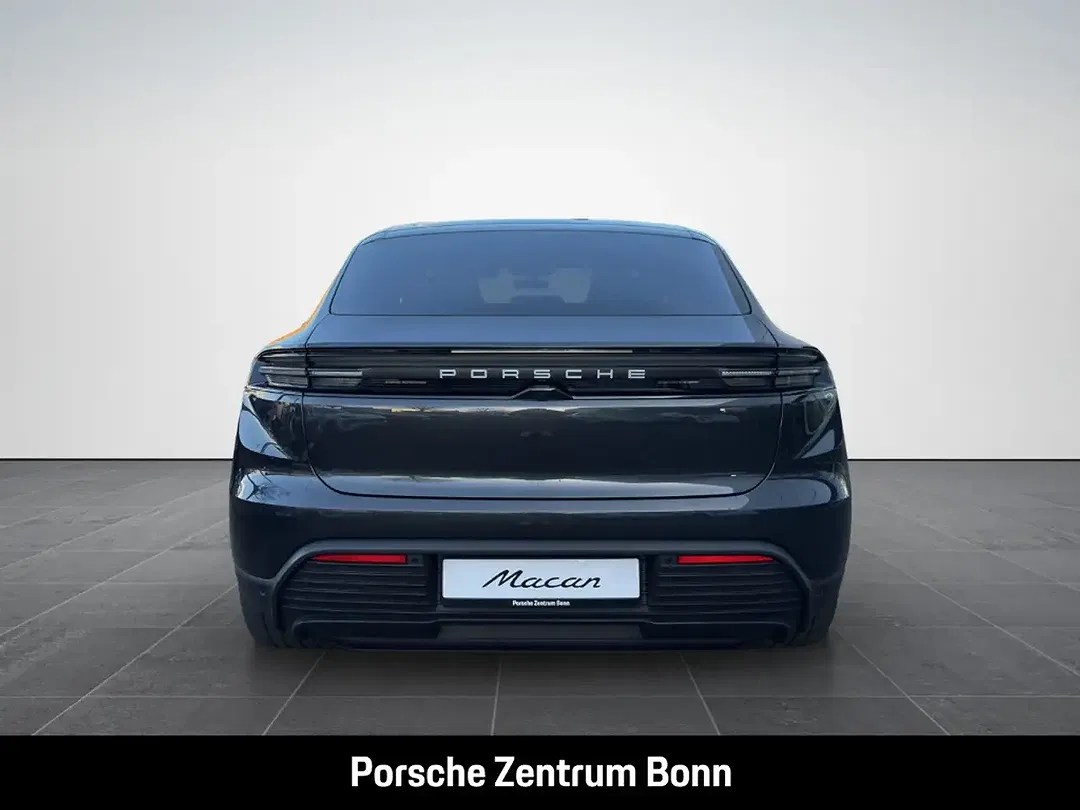 Porsche Macan - Thumbnail 6