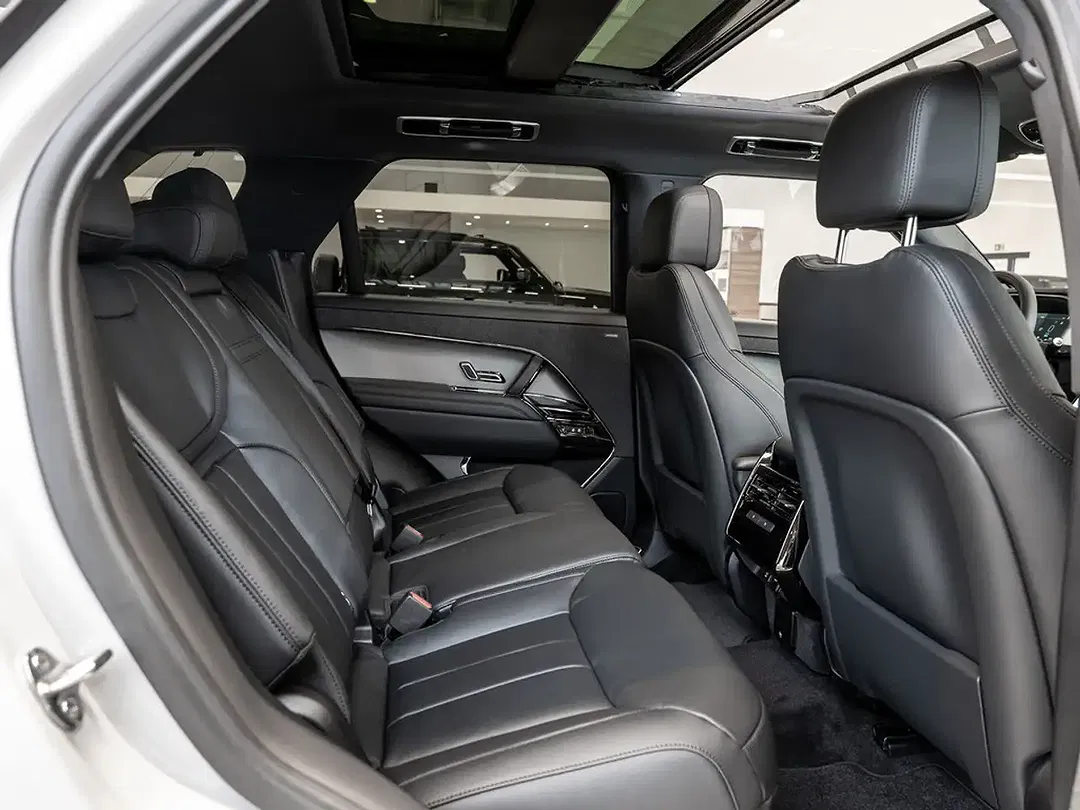 Land Rover Range Rover Sport - Thumbnail 5