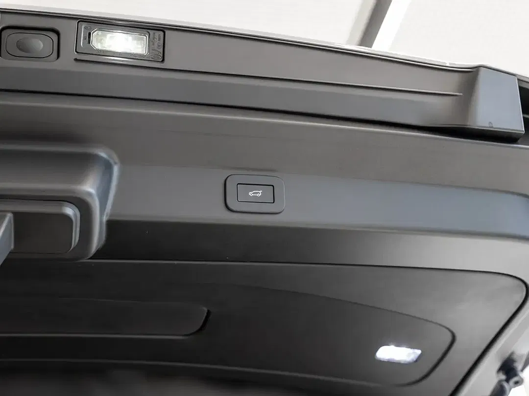 Land Rover Range Rover Sport - Thumbnail 8