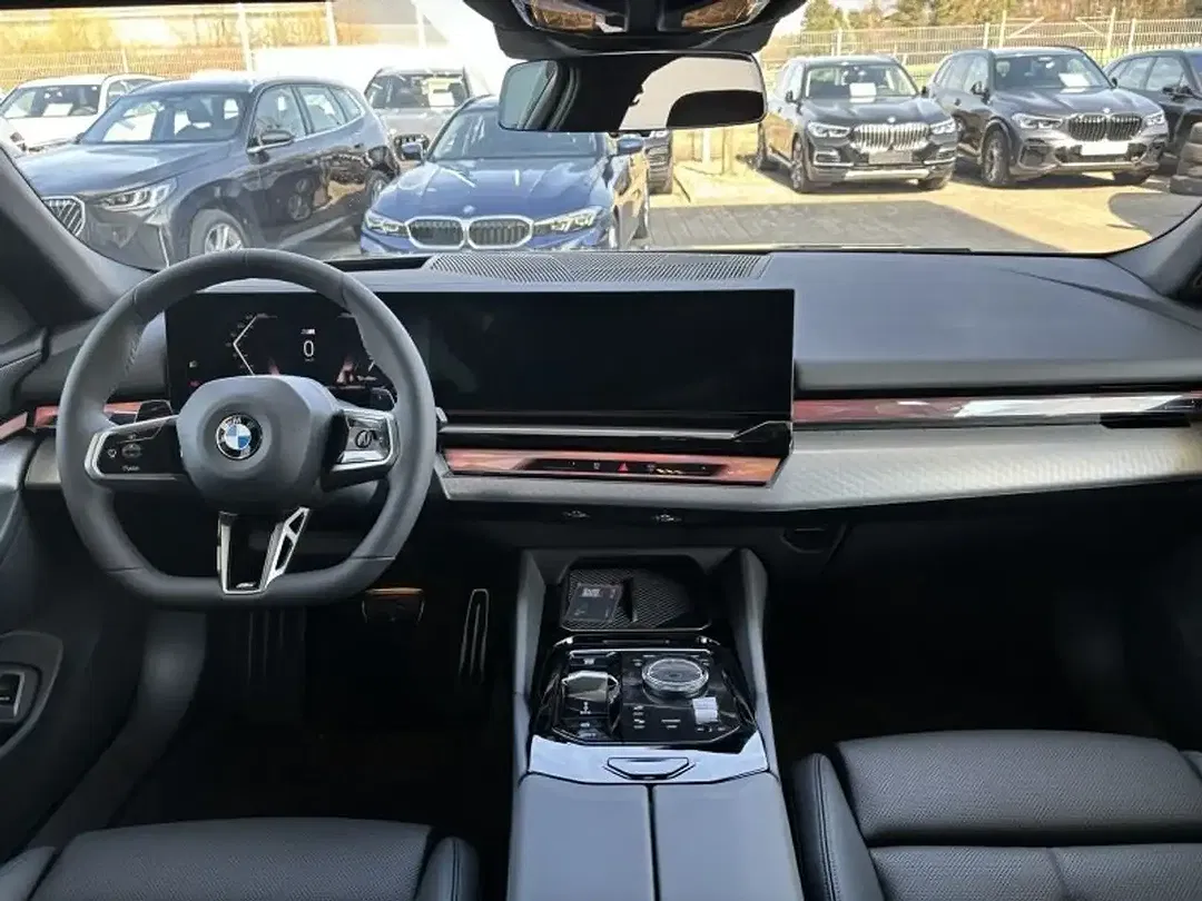 BMW 520 - Thumbnail 8