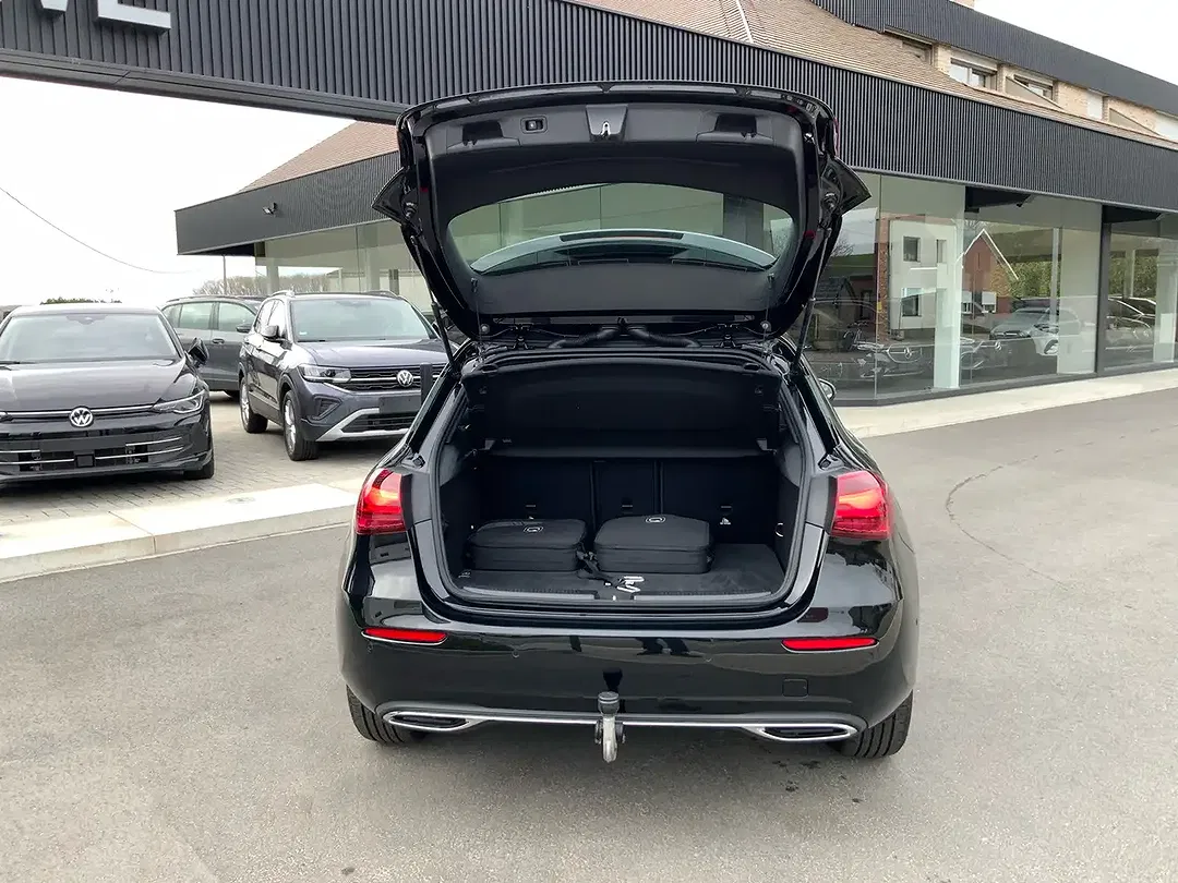 Mercedes-Benz A 250 - Thumbnail 13