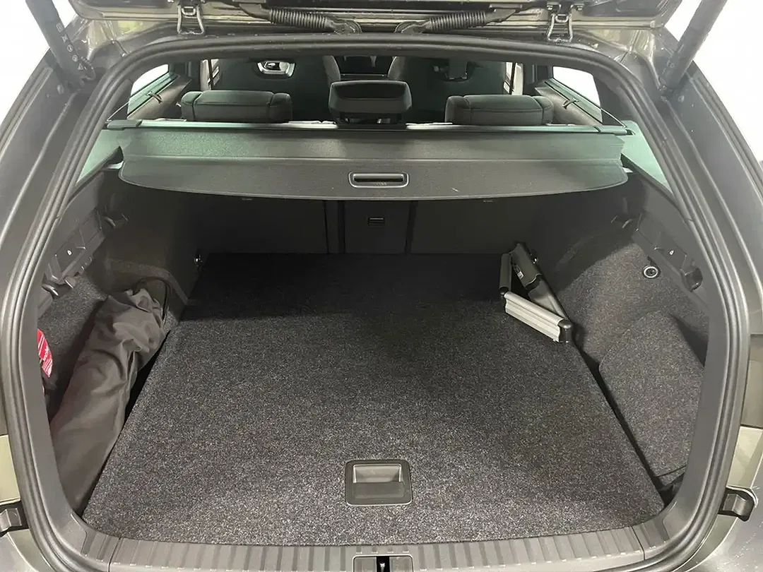 Skoda Octavia - Thumbnail 9