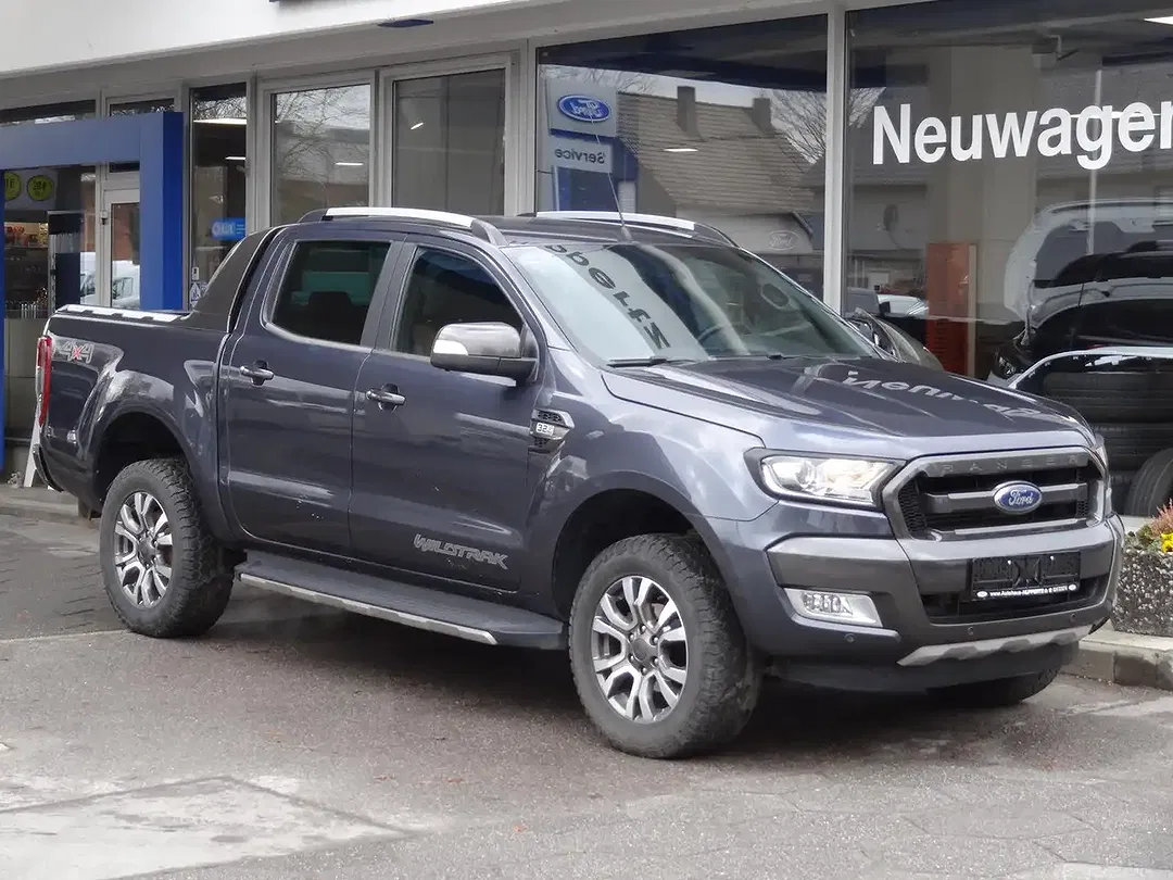 Ford Ranger - Thumbnail 3