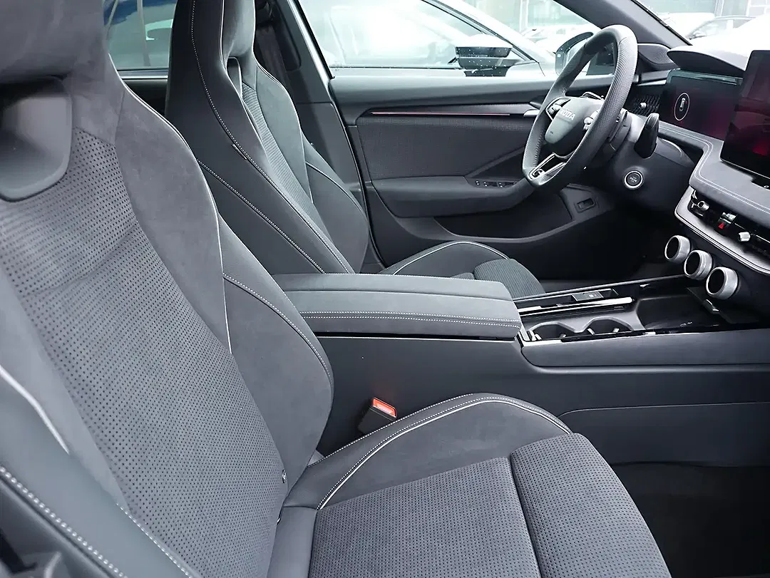 Skoda Superb - Thumbnail 5