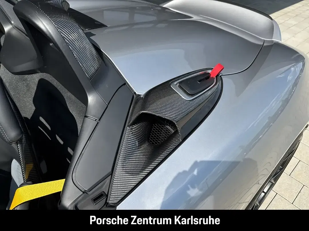 Porsche 718 Spyder - Thumbnail 13