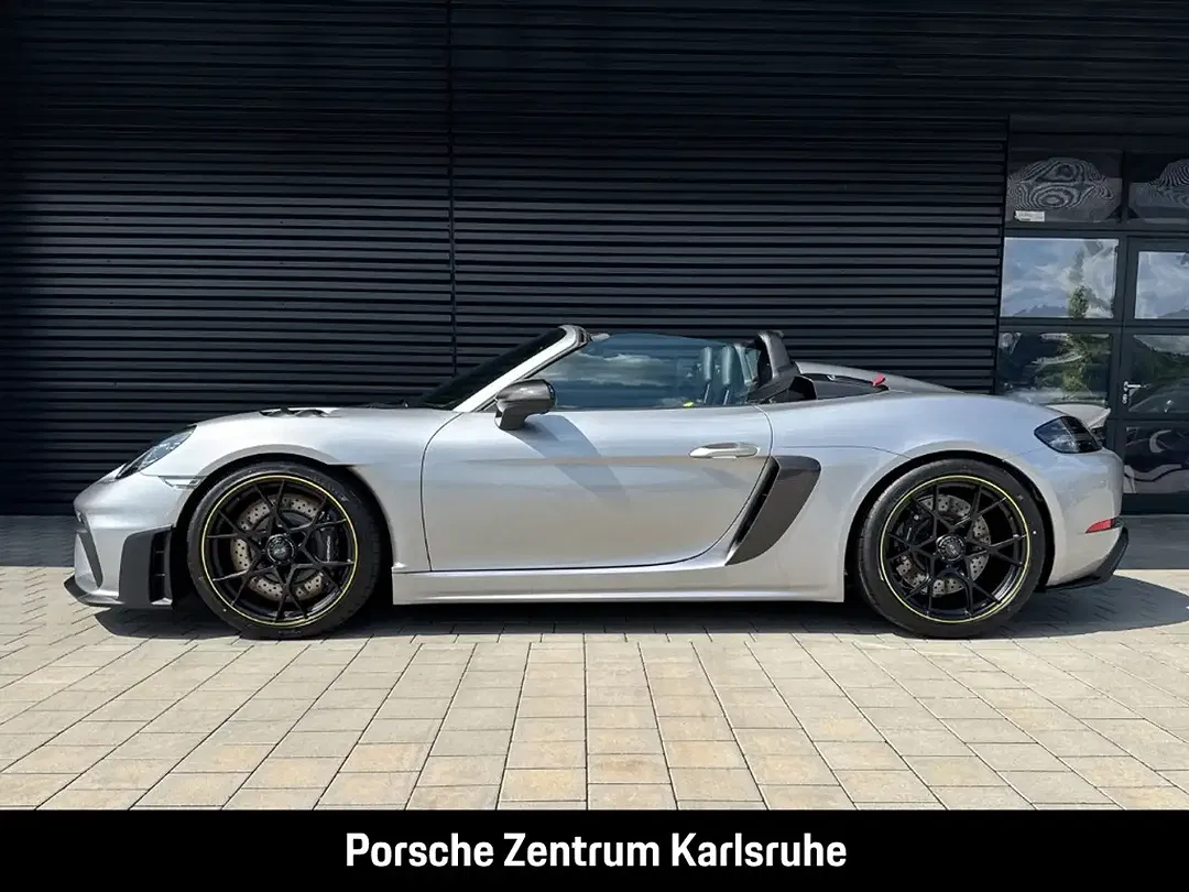 Porsche 718 Spyder - Thumbnail 2