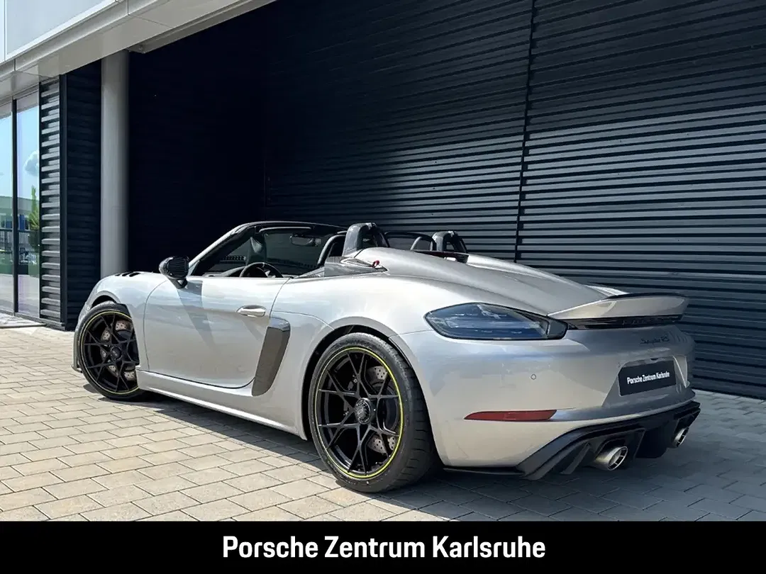 Porsche 718 Spyder - Thumbnail 3