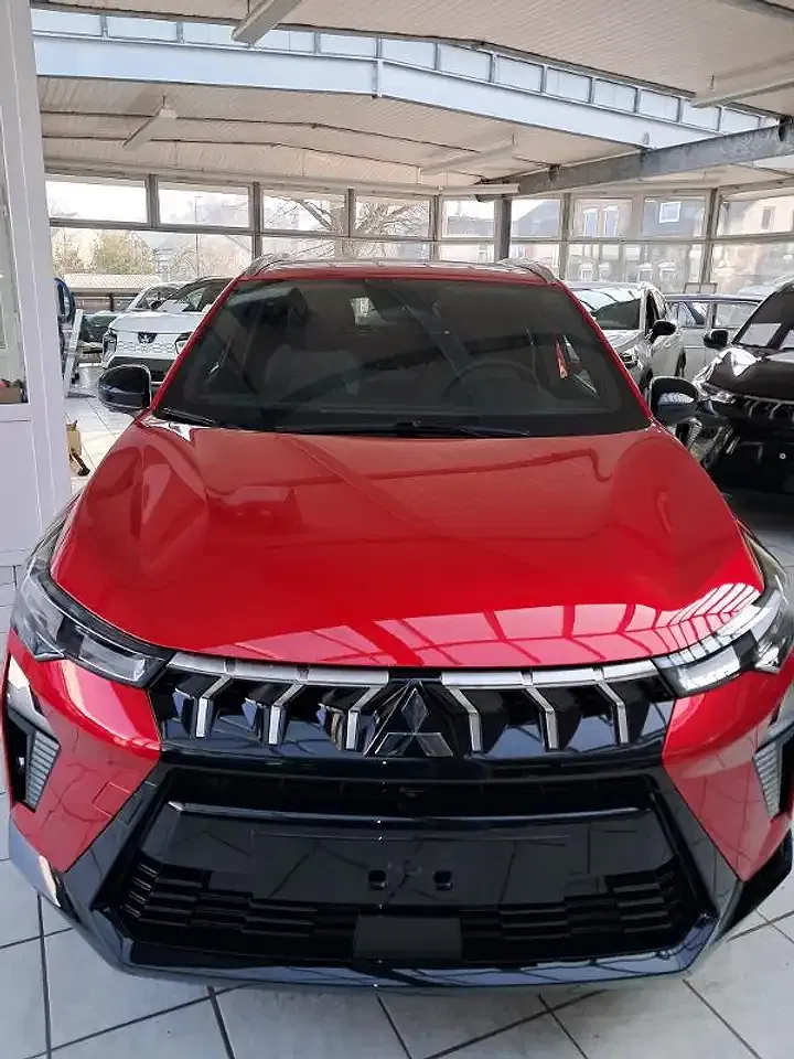 Mitsubishi ASX - Thumbnail 2