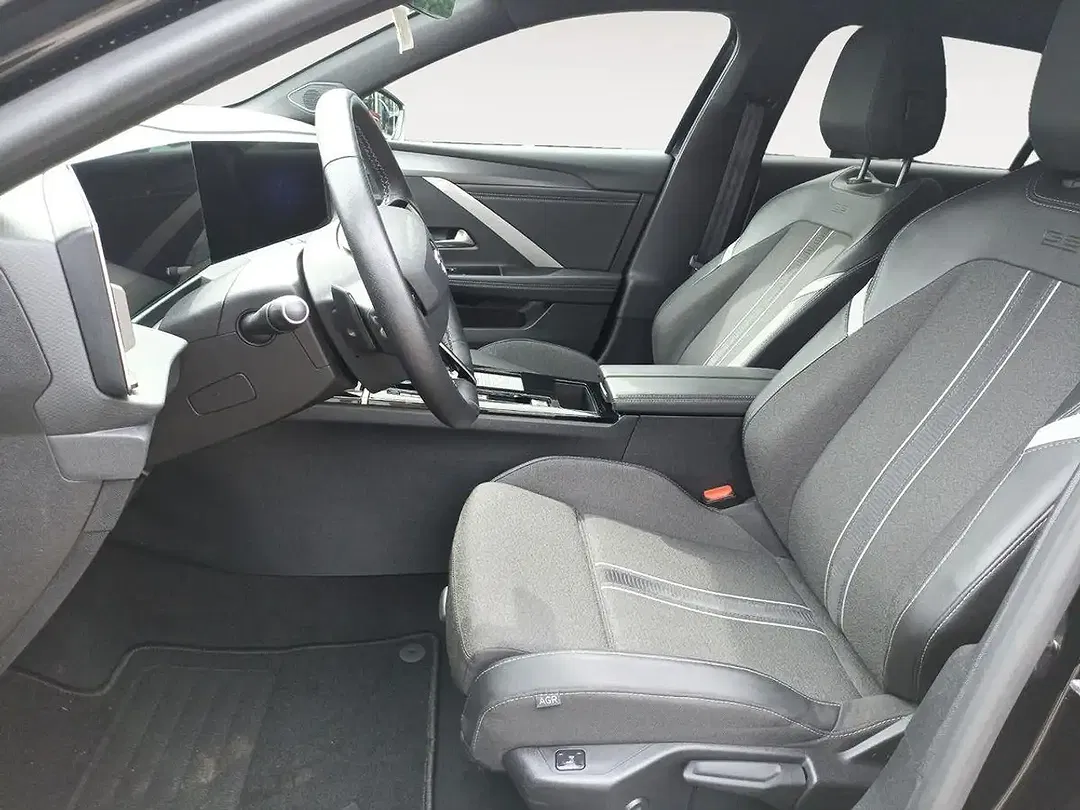 Opel Astra - Thumbnail 9