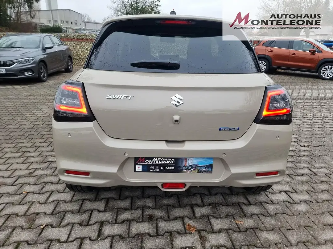 Suzuki Swift - Thumbnail 4