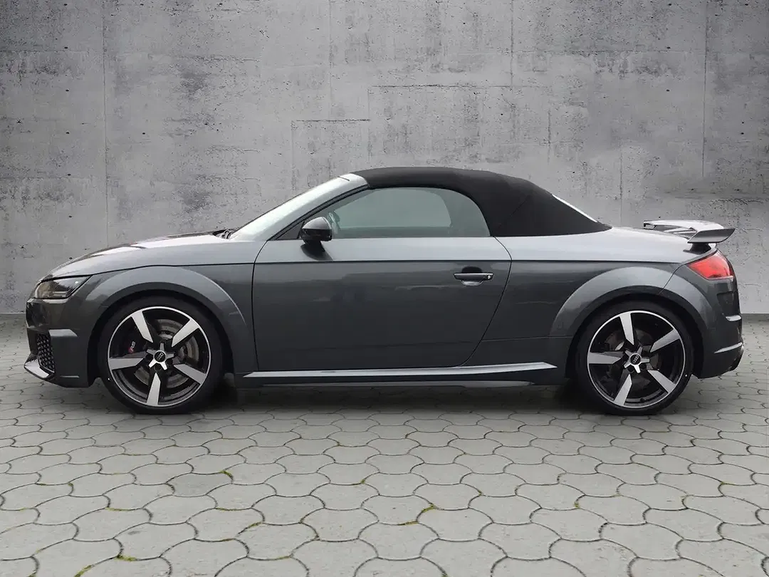 Audi TT RS - Thumbnail 2