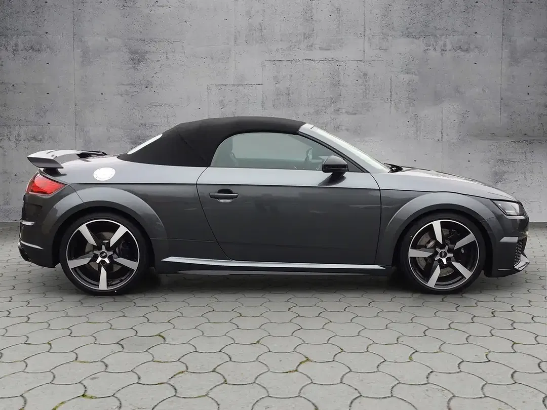Audi TT RS - Thumbnail 4