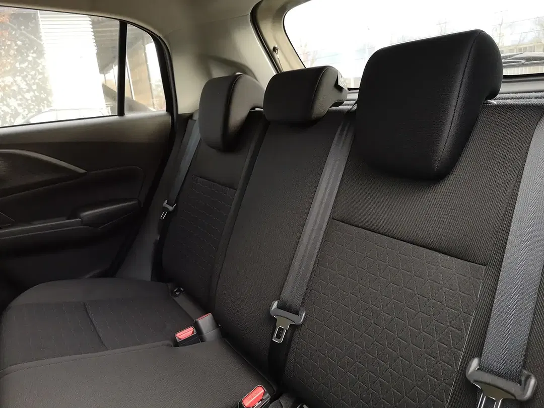 Suzuki Swift - Thumbnail 10