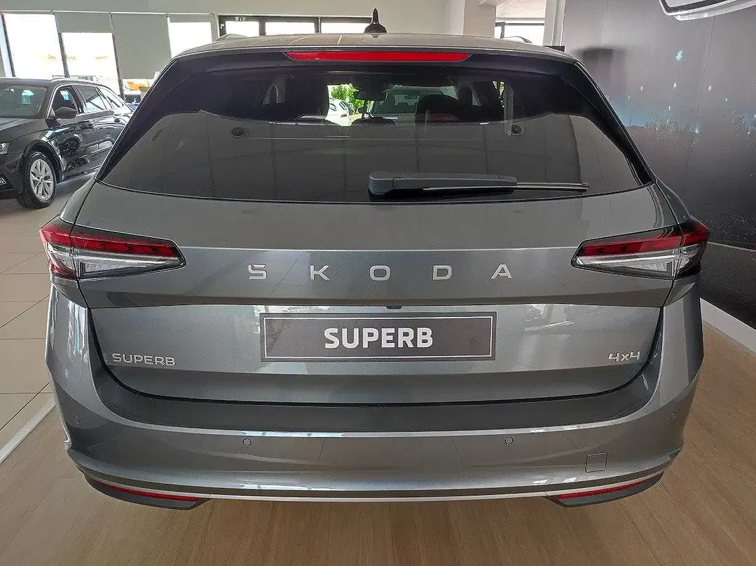 Skoda Superb - Thumbnail 11