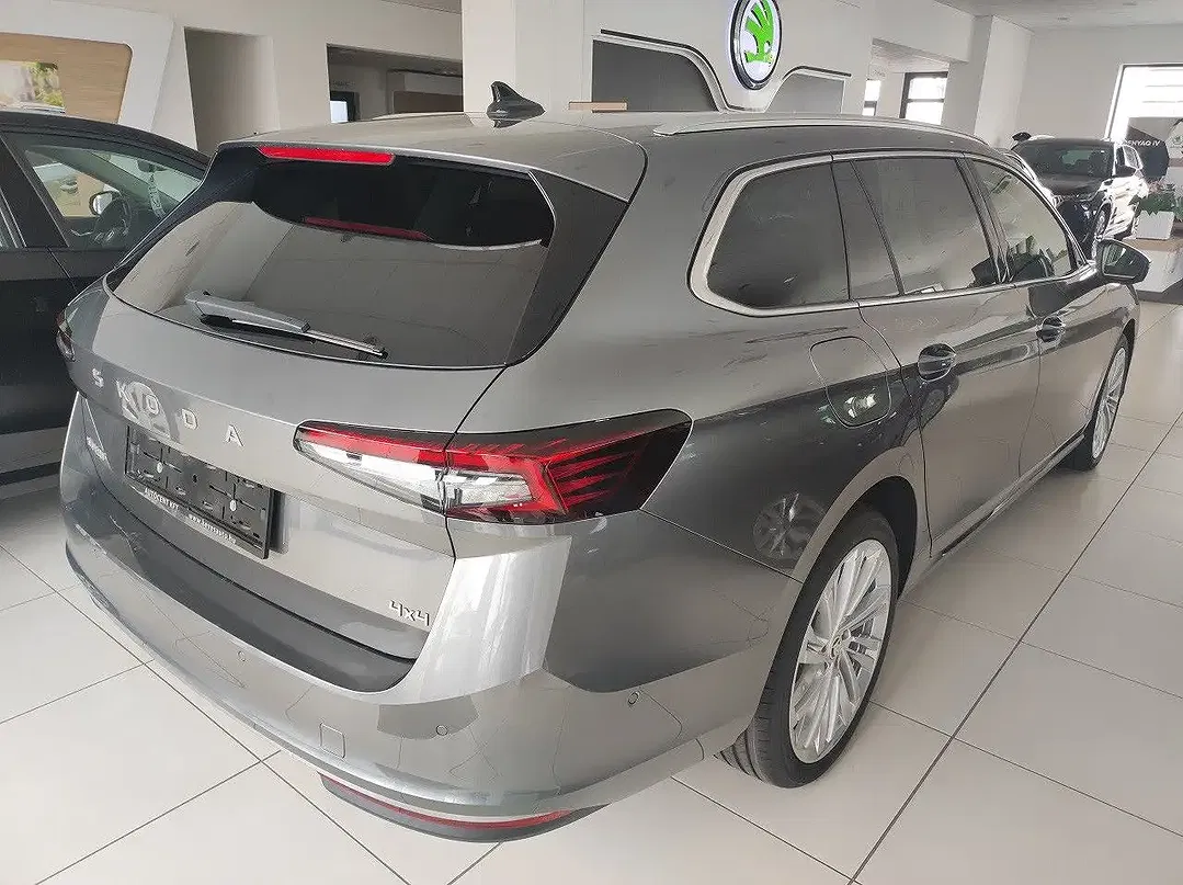 Skoda Superb - Thumbnail 14