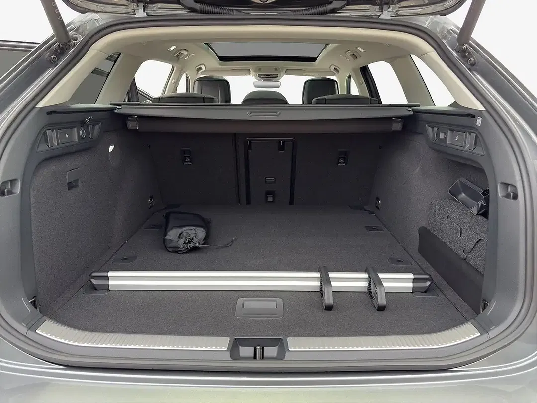 Skoda Superb - Thumbnail 8