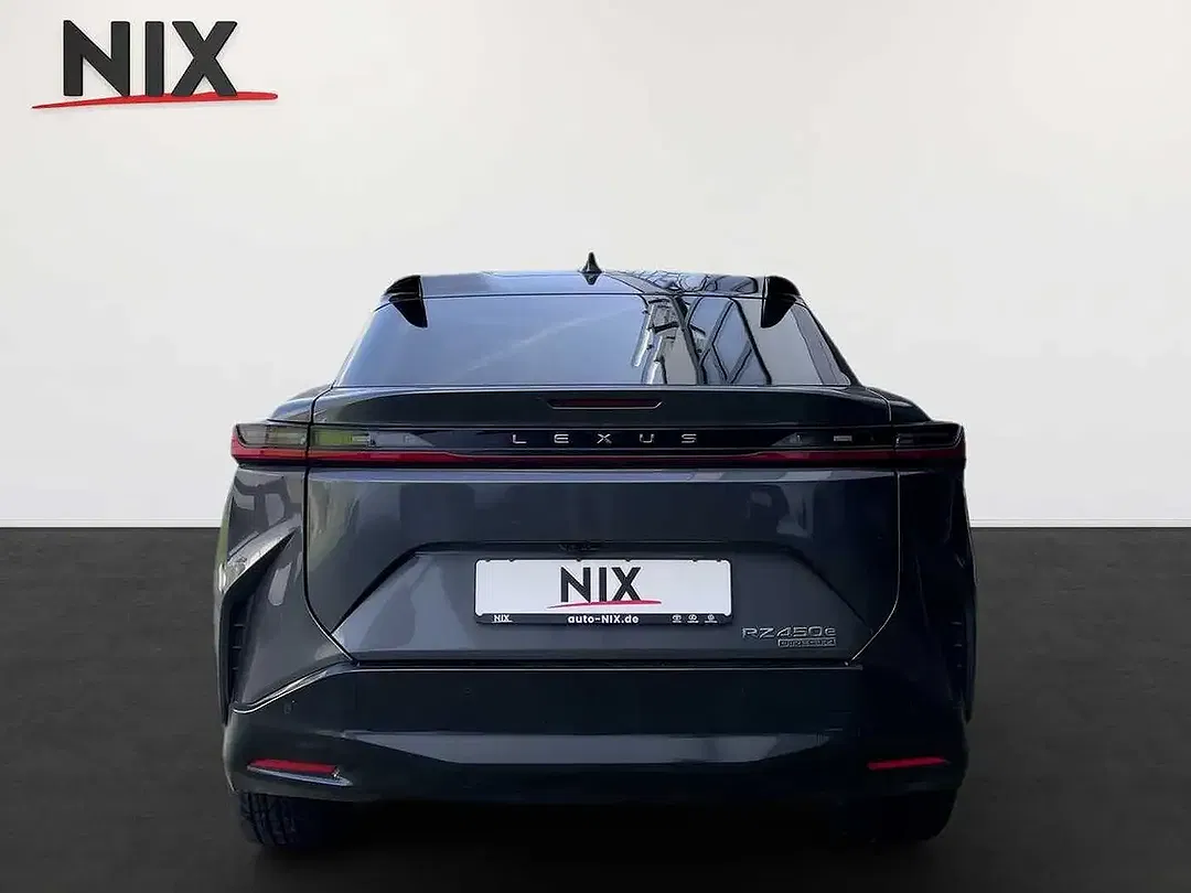 Lexus RZ - Thumbnail 4