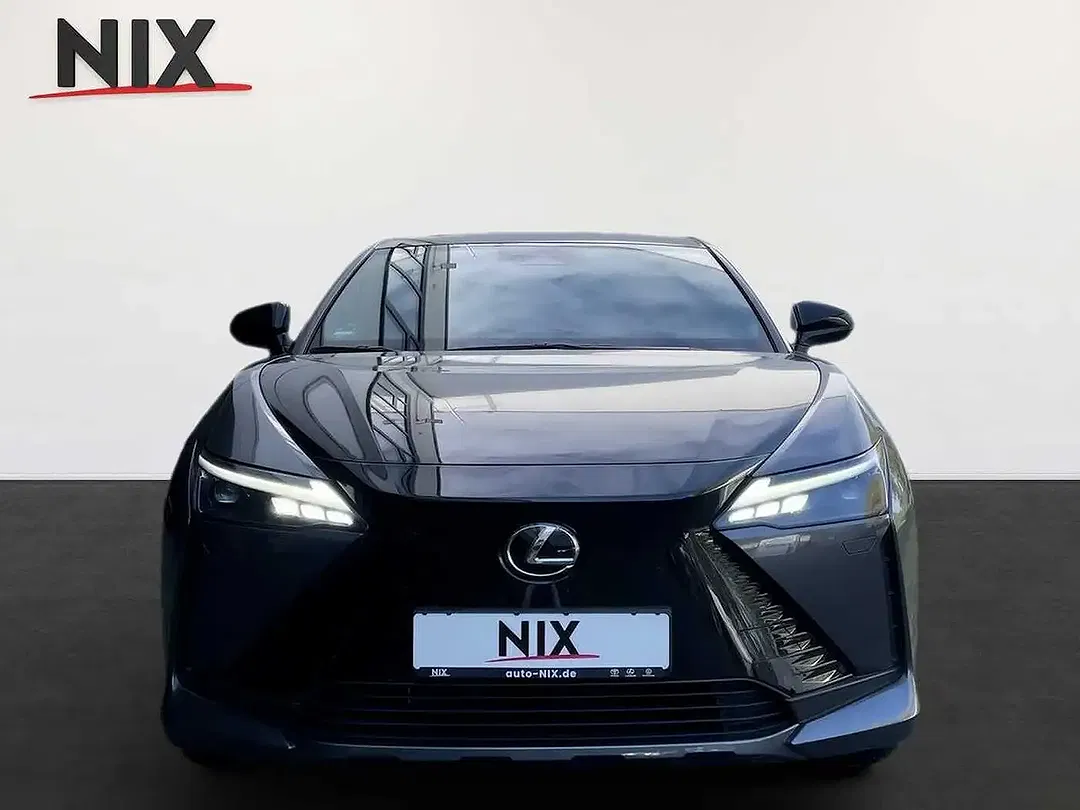 Lexus RZ - Thumbnail 5